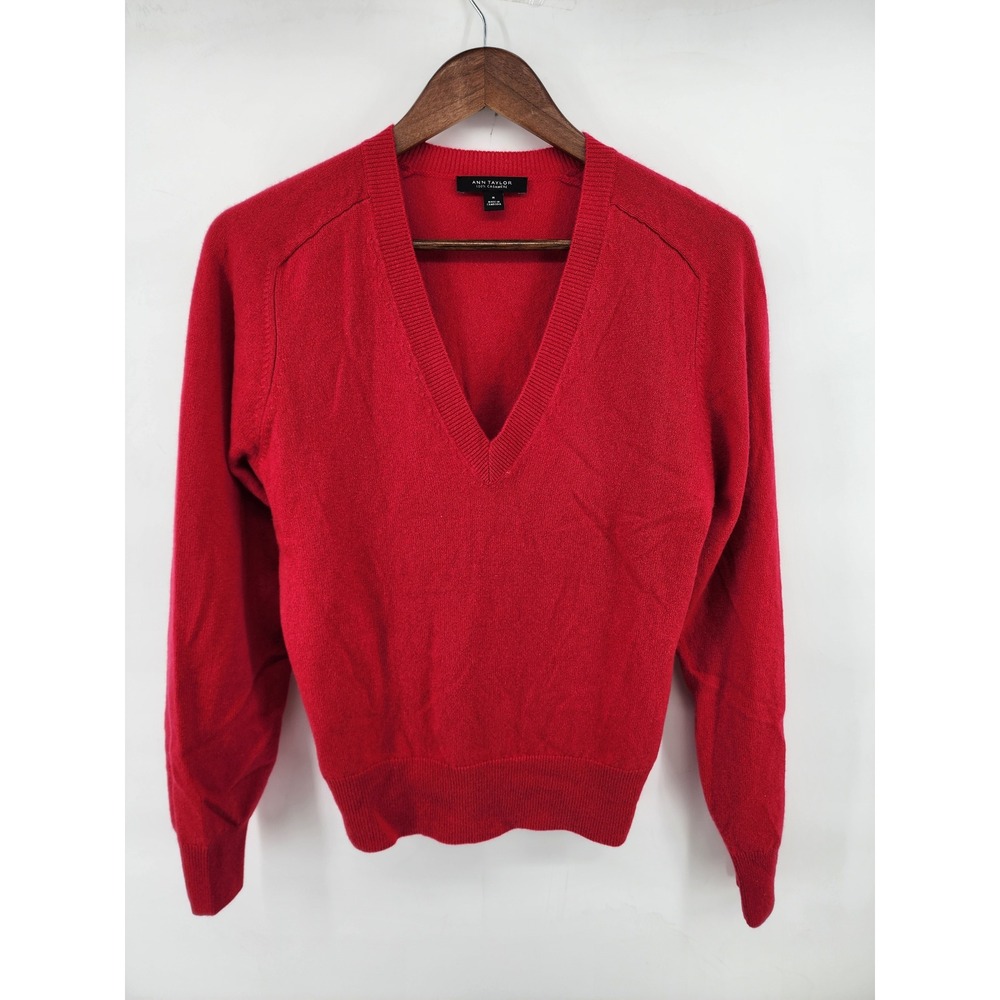 Ann Taylor Red 100% Cashmere V-Neck Sweater Size M